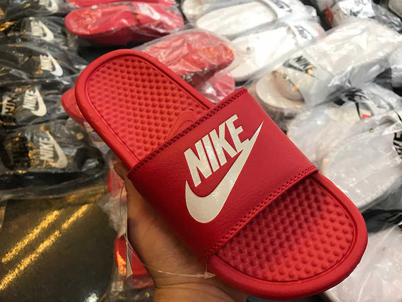 Dép Nike Benassi JDI màu đỏ hàng hiệu